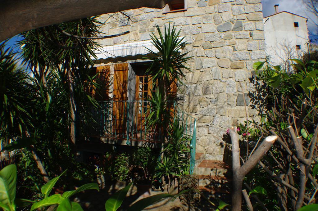 Gite , Maison De Vacances Avec Exterieur Et Terrasse Fleurie Meuble Tourisme 3 Etoiles Santa-Lucia-di-Tallano Bagian luar foto